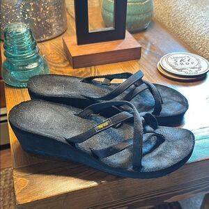 Teva Black Wedge Shoes Comfortable Stylish Design